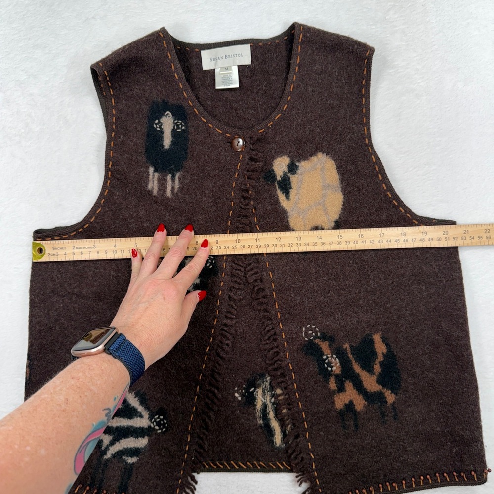 Susan Bristol M Wool Sweater Vest Goat Sheep Animal Print Embroidered Vintage - Picture 11 of 15